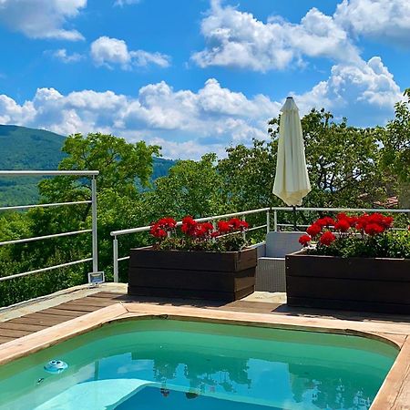 Agriturismo Vezzano キウージ・デッラ・ヴェルナ エクステリア 写真