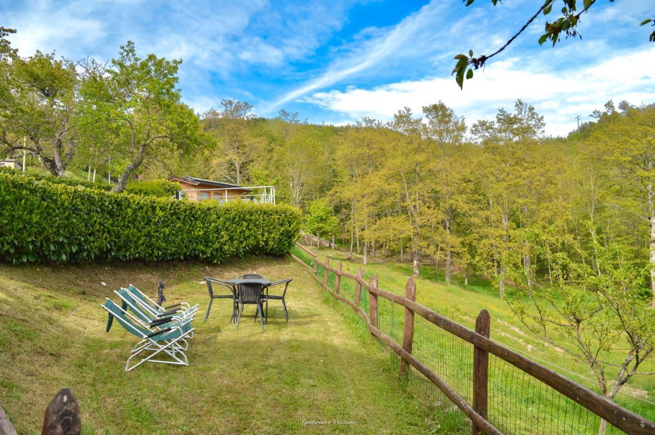Agriturismo Vezzano キウージ・デッラ・ヴェルナ エクステリア 写真