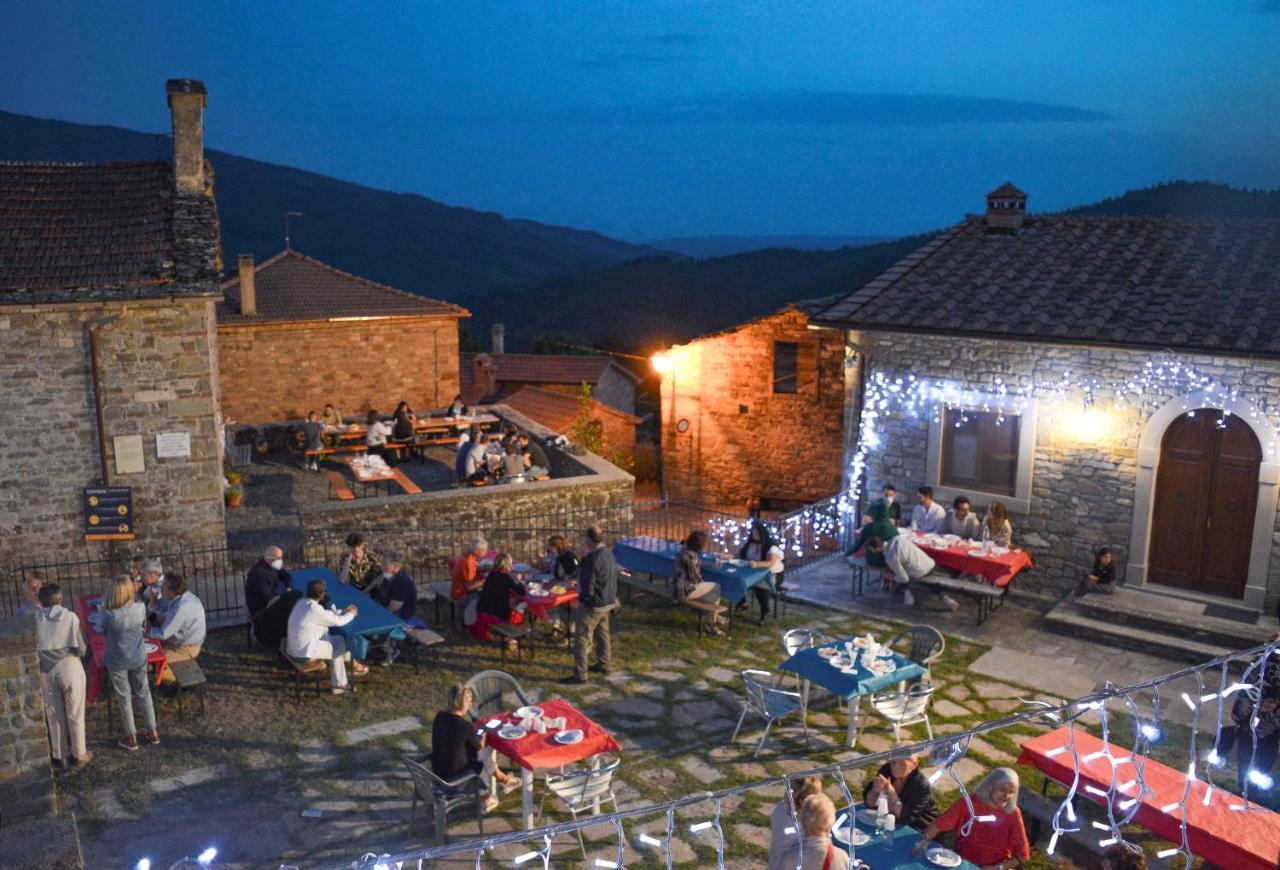 Agriturismo Vezzano キウージ・デッラ・ヴェルナ エクステリア 写真