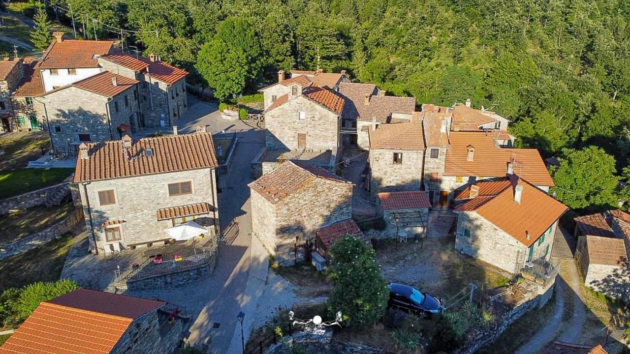 Agriturismo Vezzano キウージ・デッラ・ヴェルナ エクステリア 写真