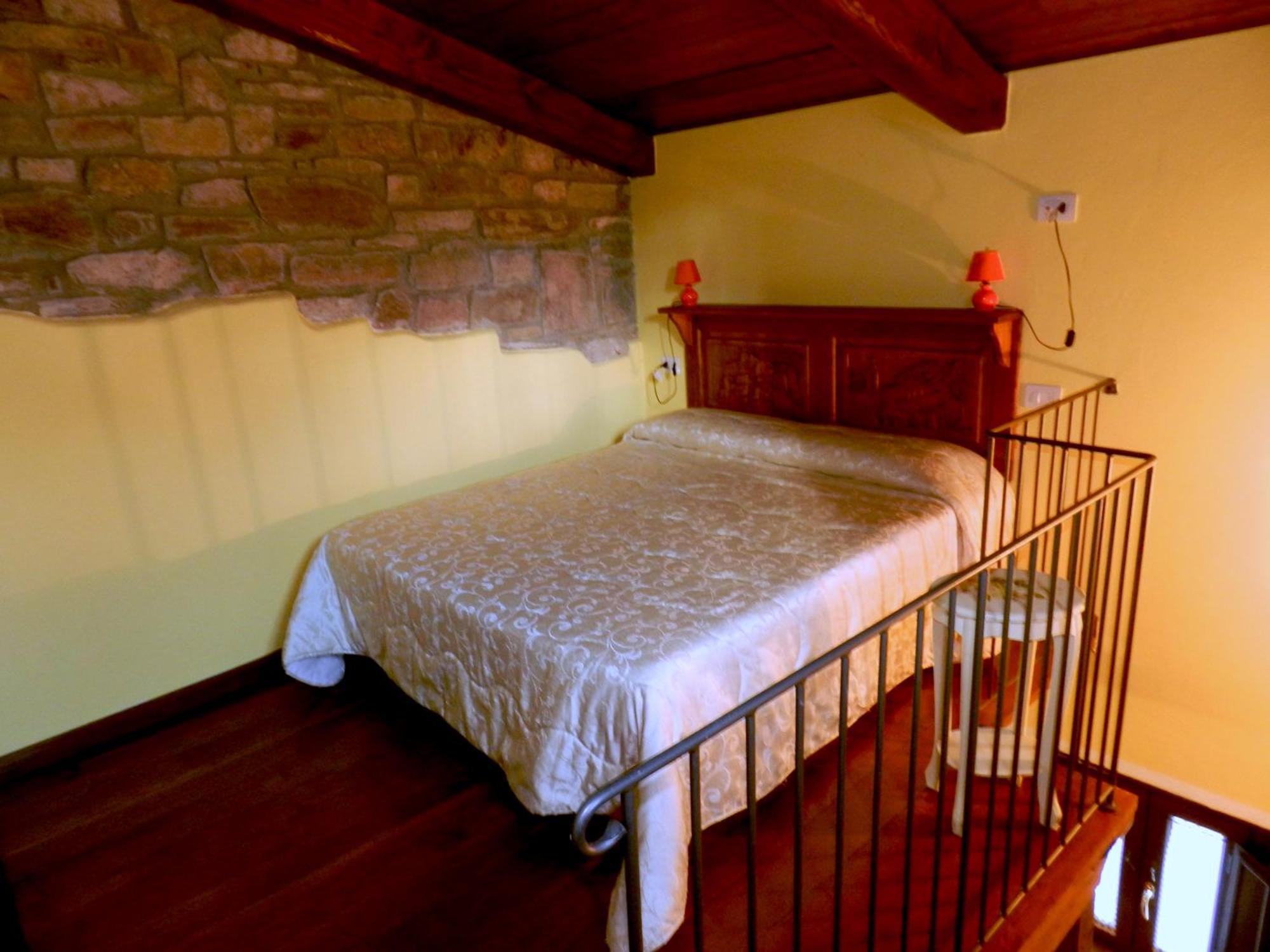 Agriturismo Vezzano キウージ・デッラ・ヴェルナ 部屋 写真